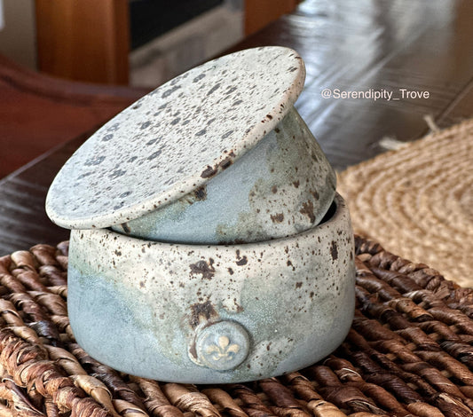 "Bon Matin" - French butter dish