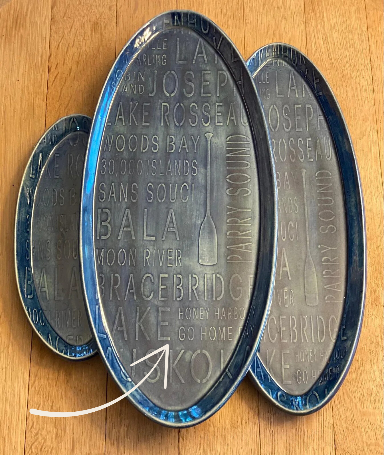 "Cottage Country" - Oval plate