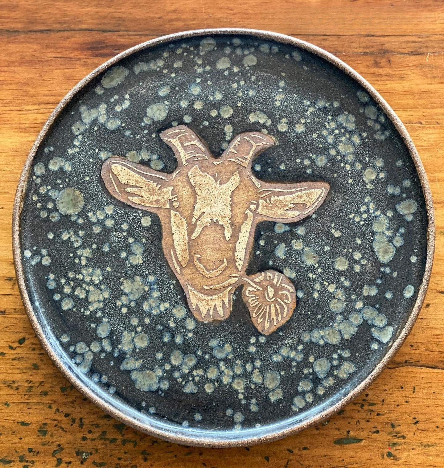 "Mabel" - Medium plate